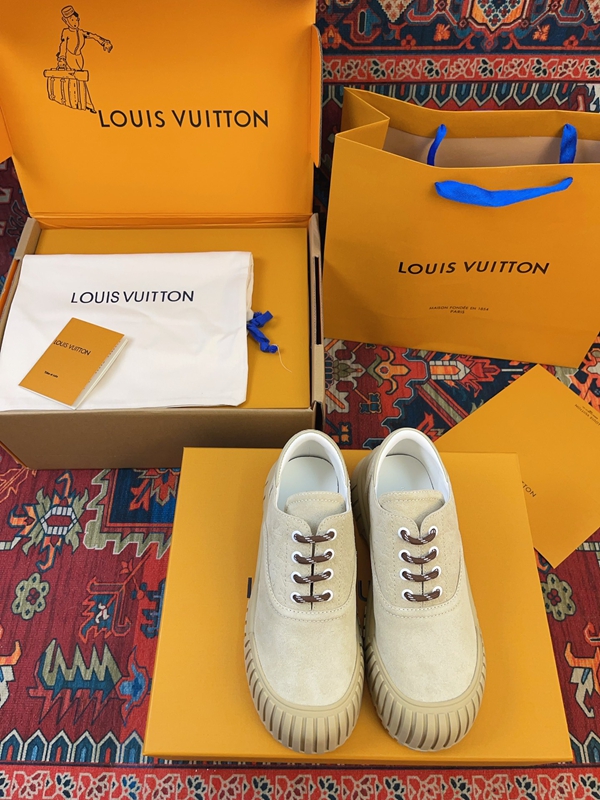 ルイヴィトン靴正面デザイン